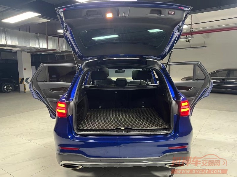 成都18年奔驰GLC6