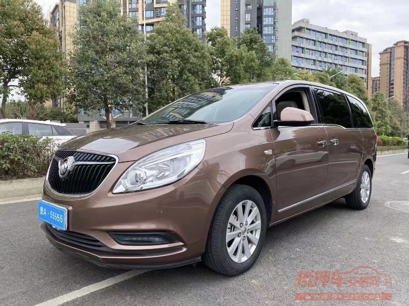 成都19年别克GL81