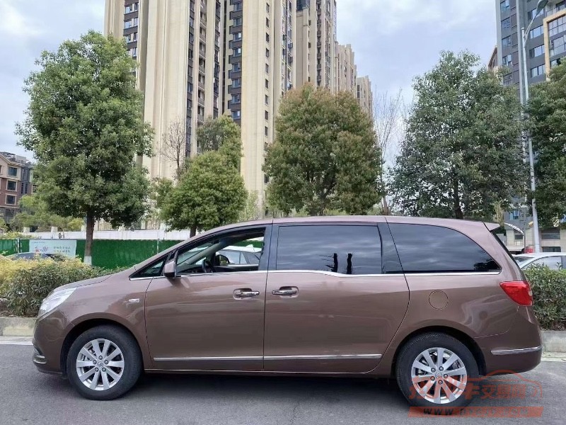 成都19年别克GL88