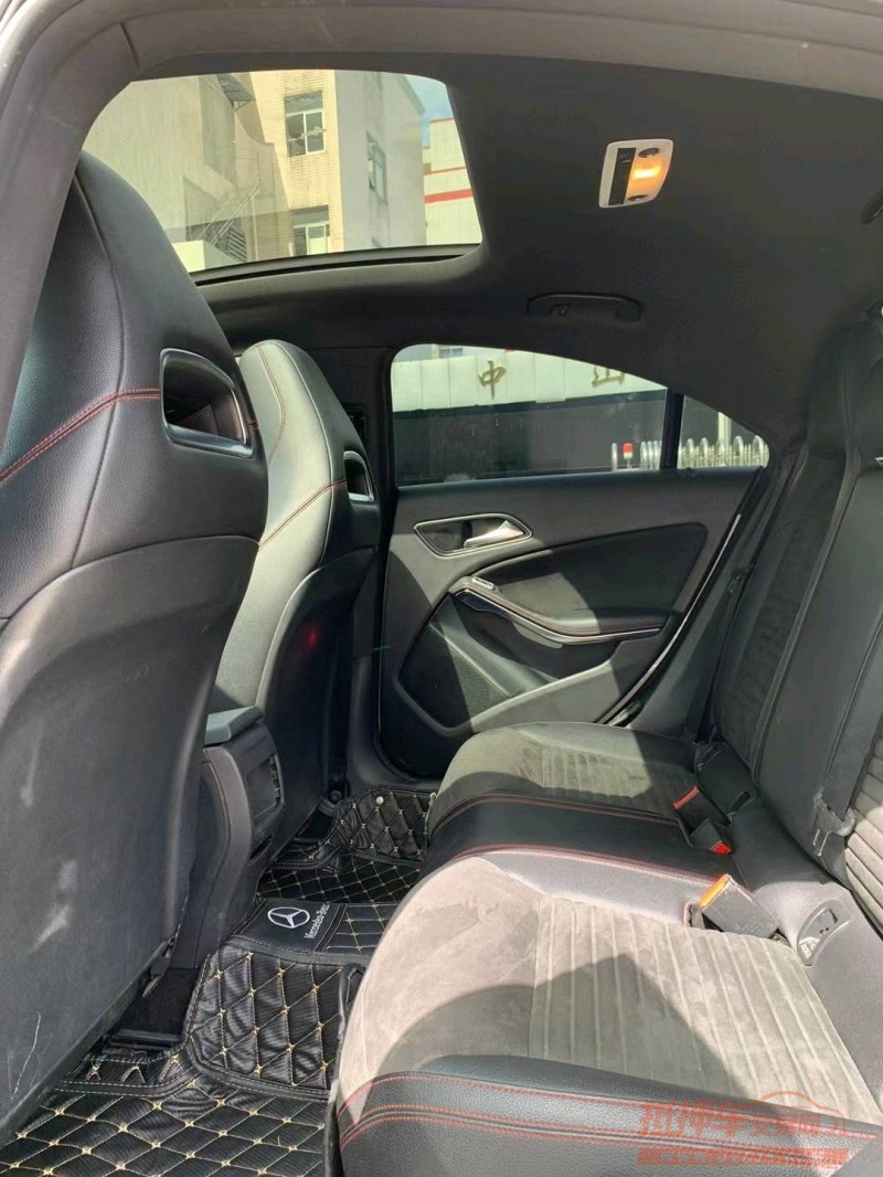 中山18年奔驰CLA6