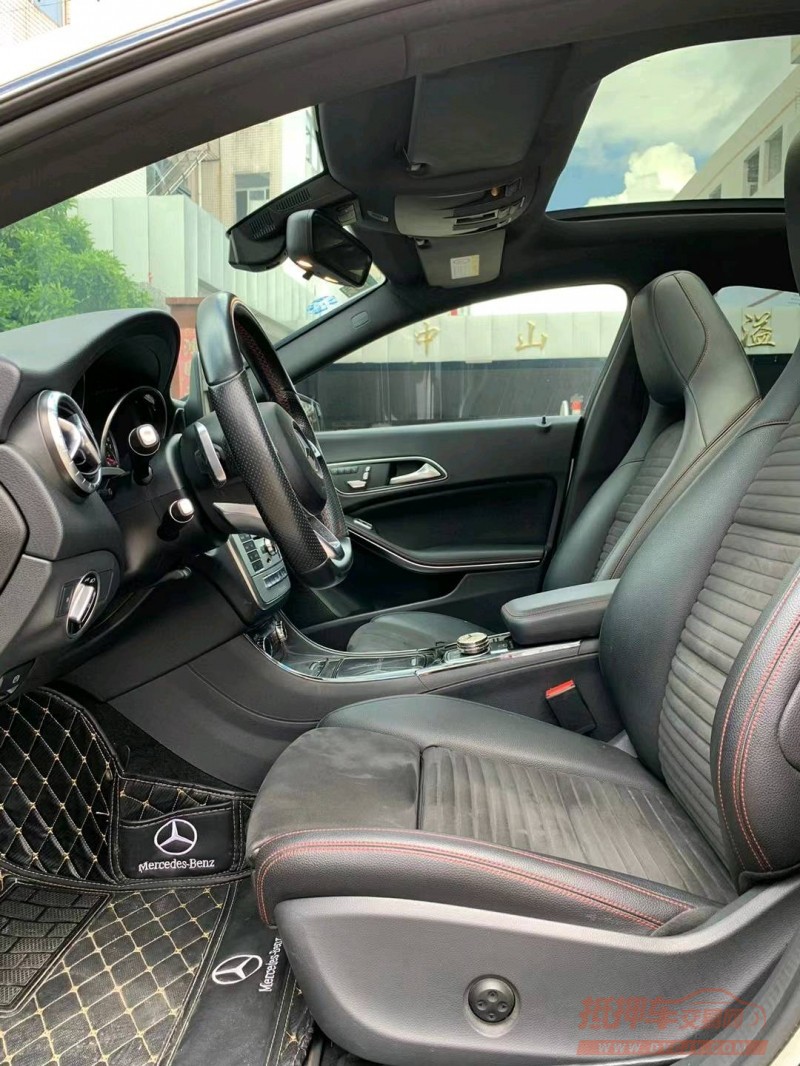 中山18年奔驰CLA8