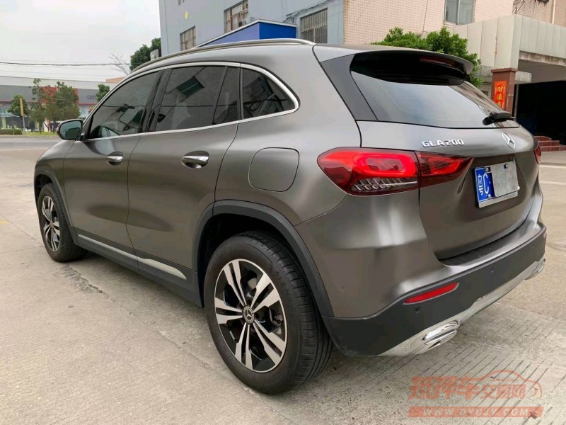 中山21年奔驰GLA5