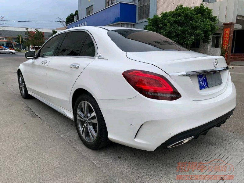 中山19年奔驰C5