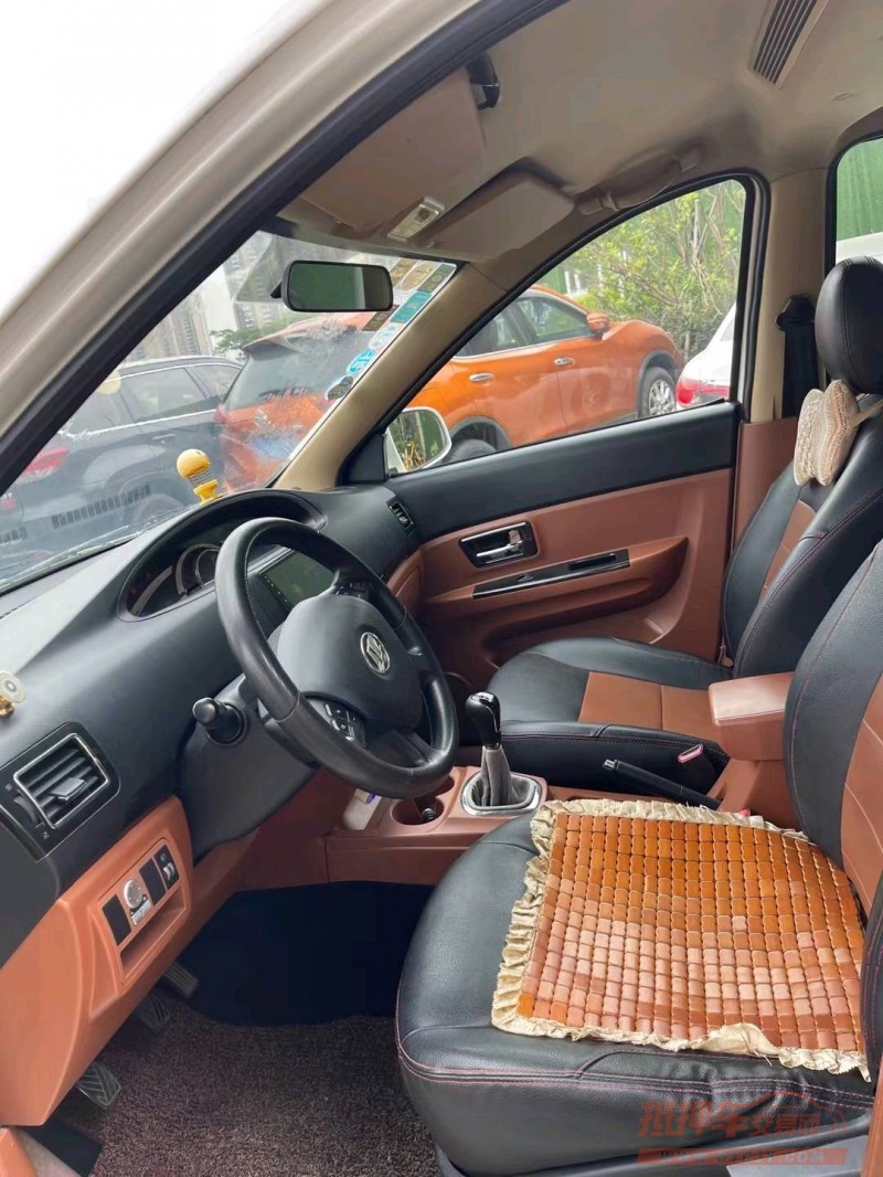 佛山16年力帆汽车乐途6