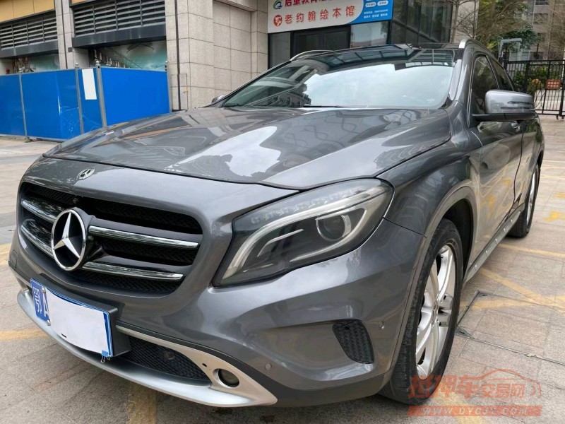 佛山17年奔驰GLA2