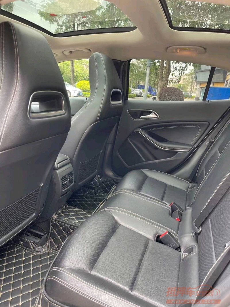 佛山17年奔驰GLA7