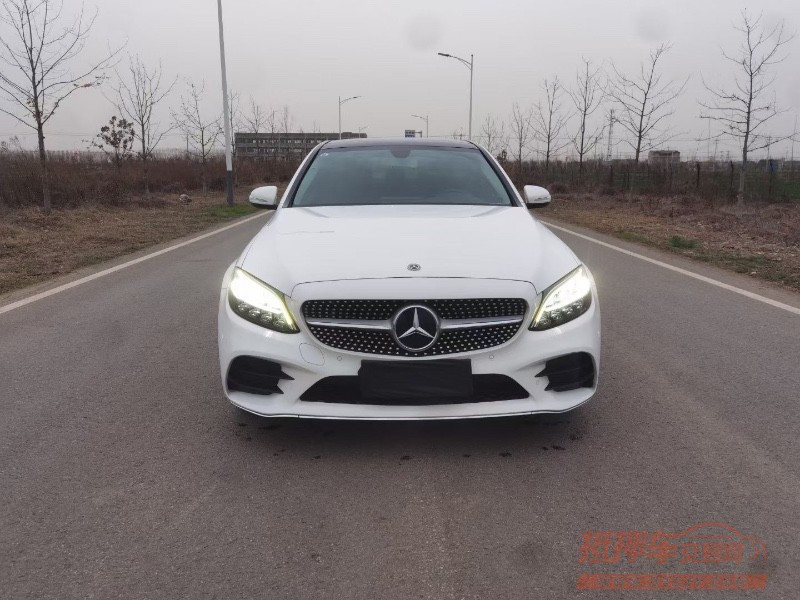 北京19年奔驰C1