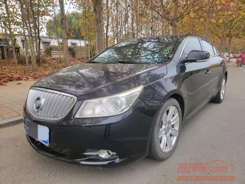 枣庄10年别克君越2