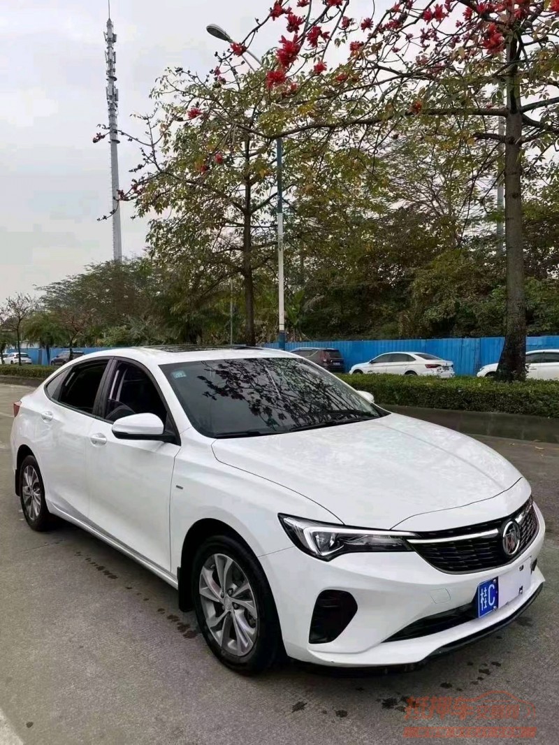 珠海22年别克威朗3