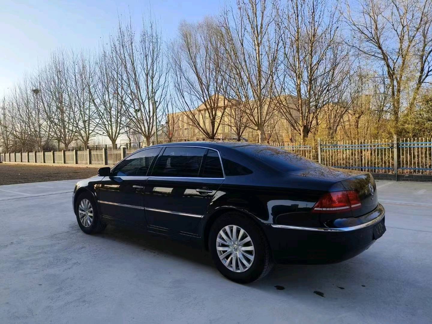 保定11年大众辉腾5