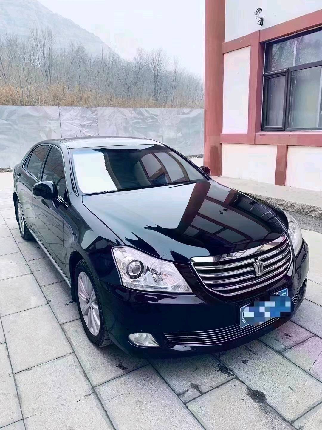 保定11年丰田皇冠2