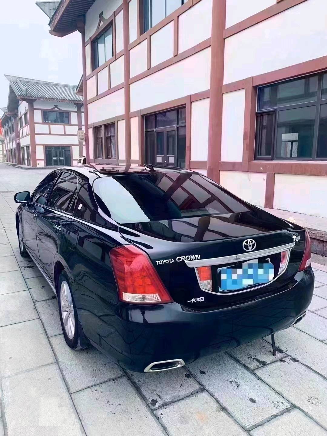 保定11年丰田皇冠7