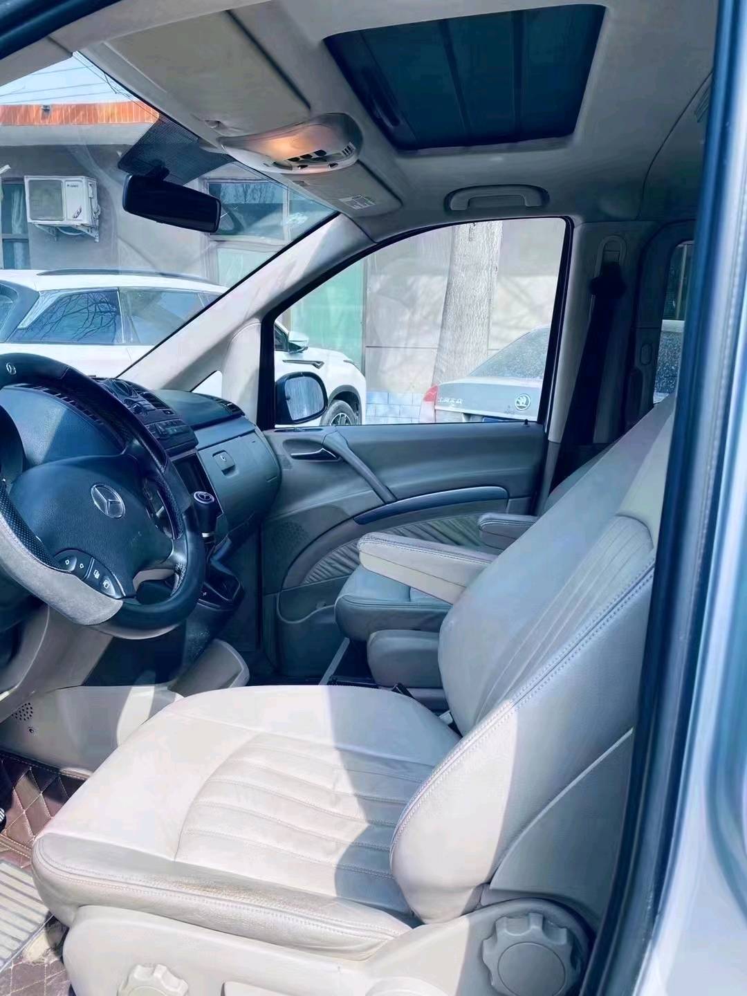 保定10年奔驰唯雅诺6