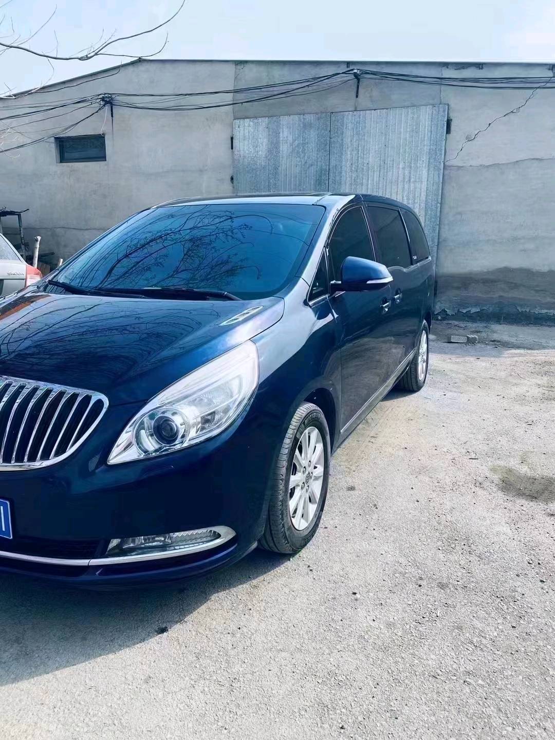 保定16年别克GL83