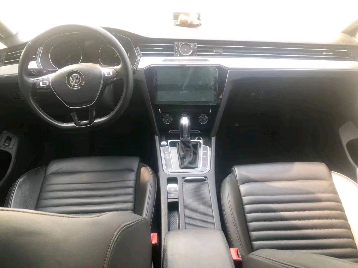 保定18年大众迈腾5