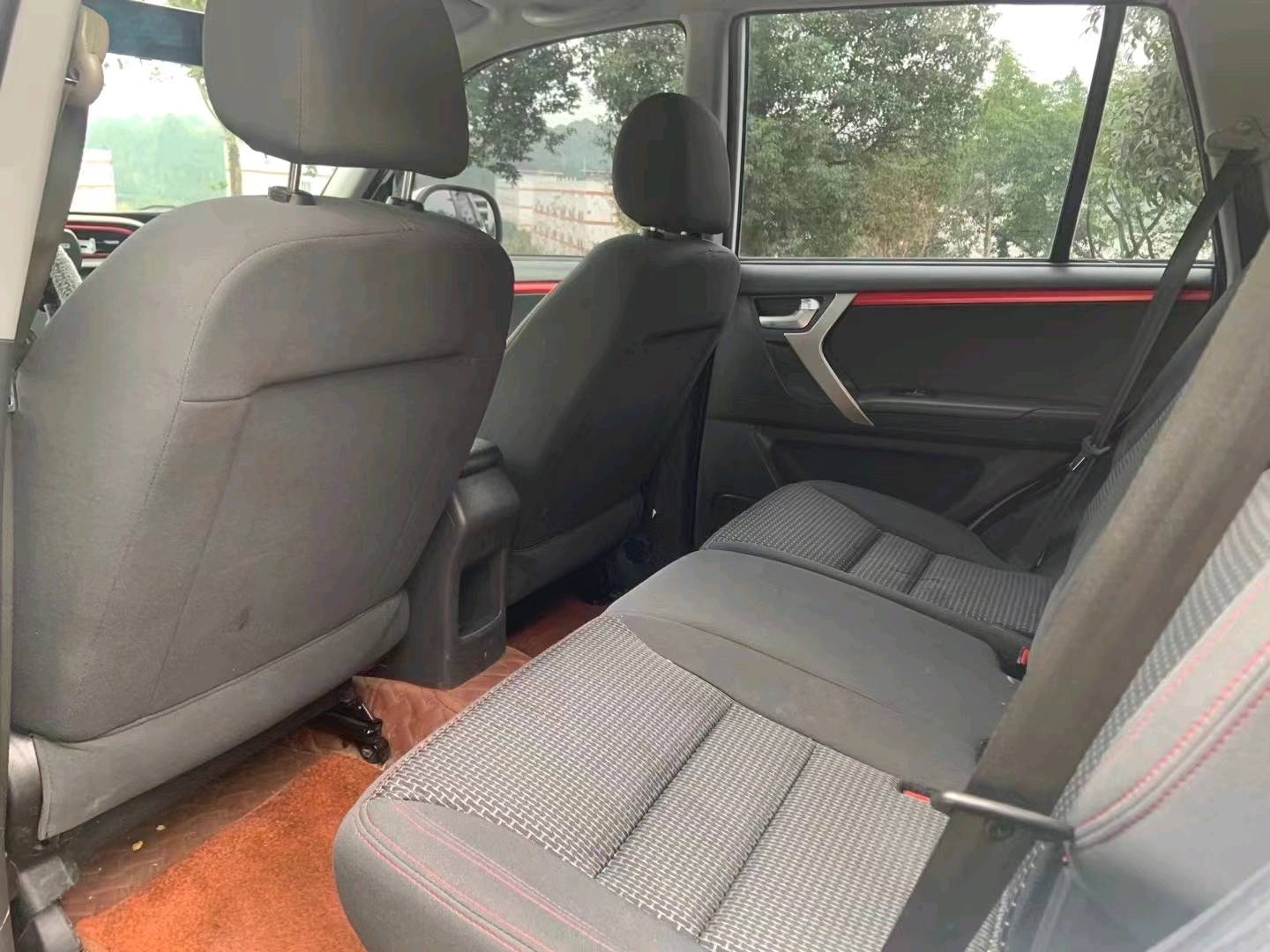 成都16年奇瑞瑞虎35