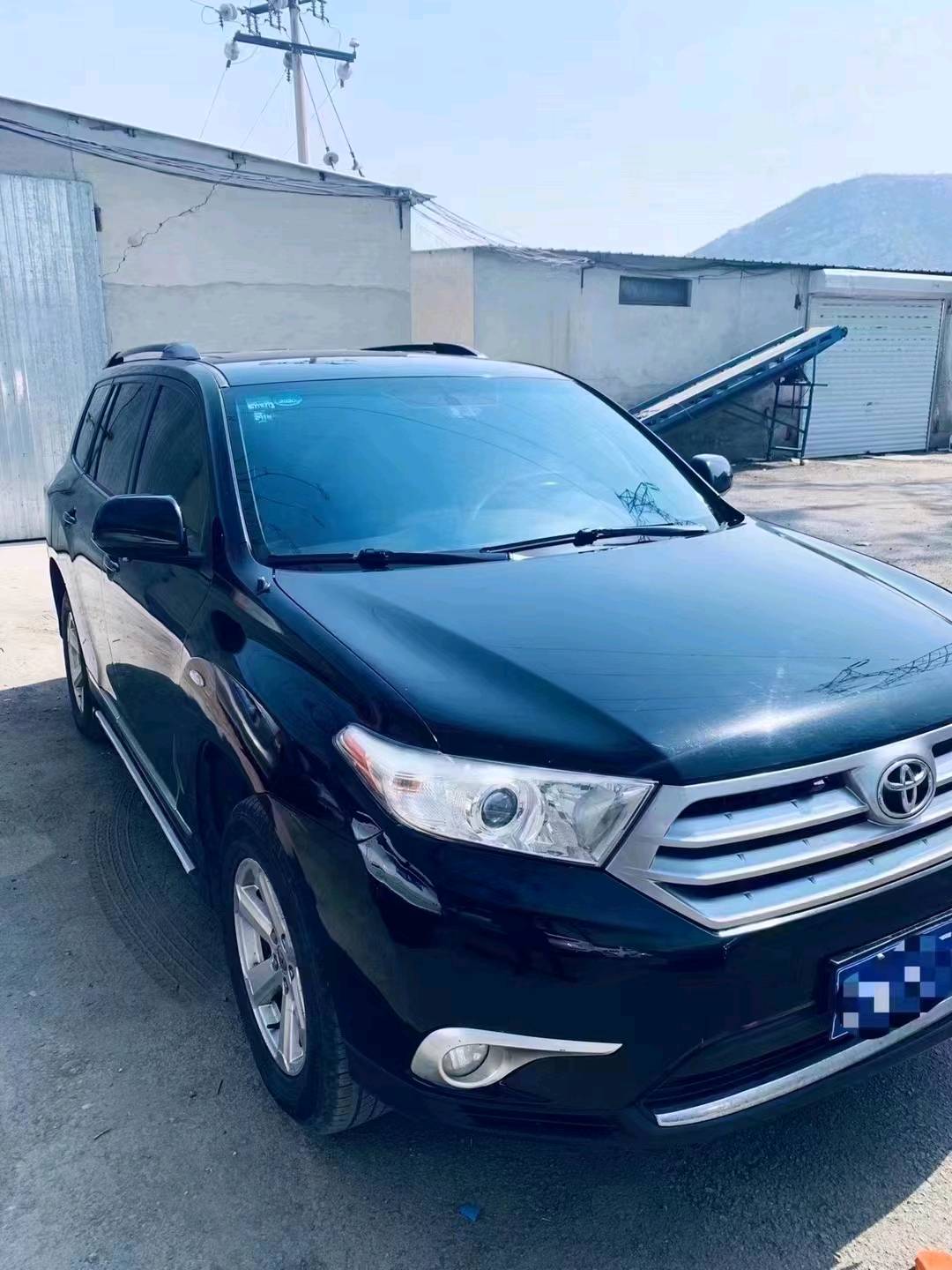 保定14年丰田汉兰达2