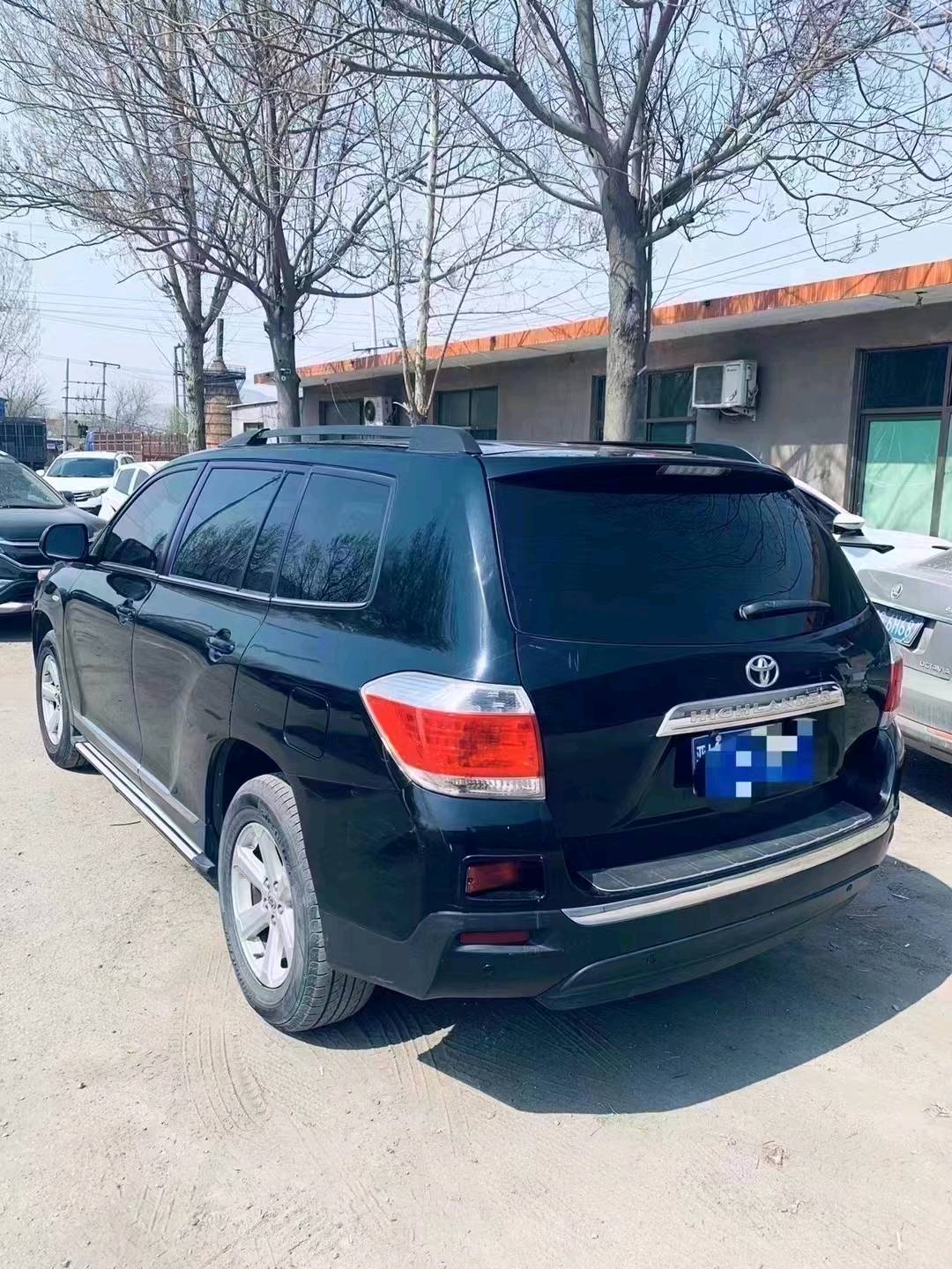 保定14年丰田汉兰达8