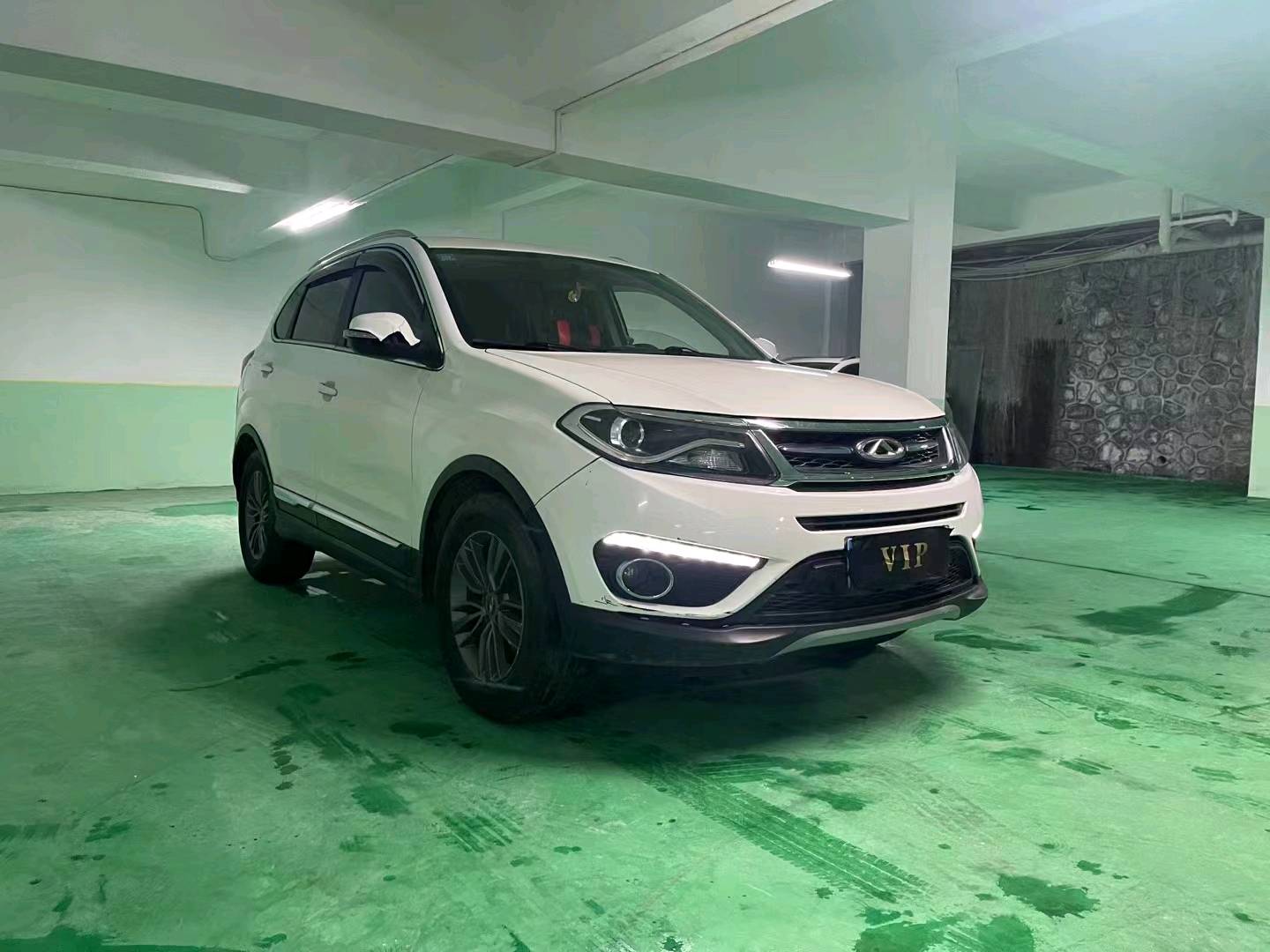 重庆16年奇瑞瑞虎52