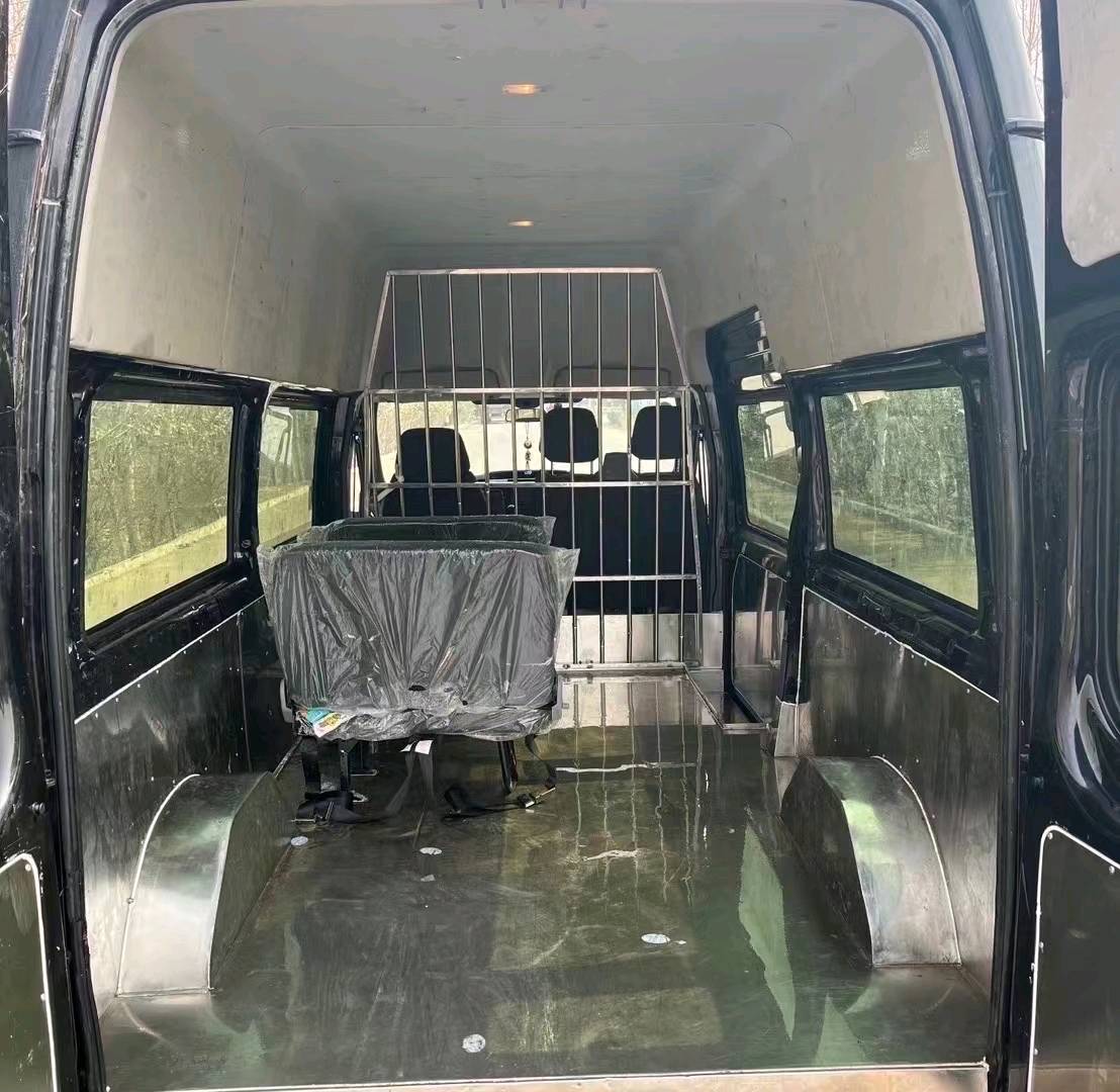 青岛19年福特全顺4