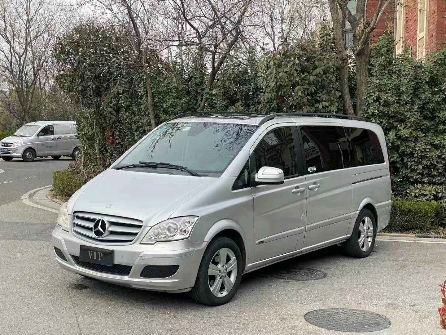枣庄14年奔驰唯雅诺2