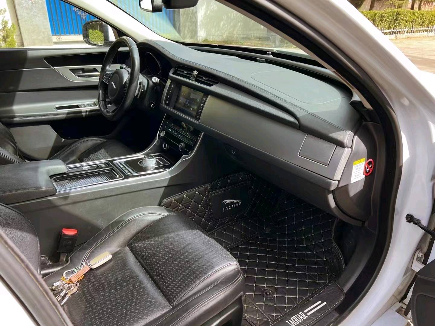 济南16年捷豹XF4