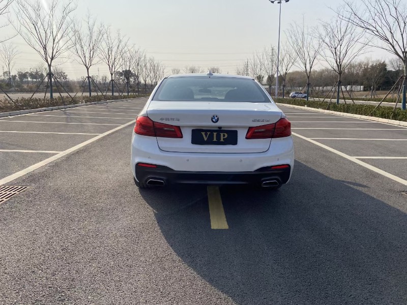 徐州18年宝马5系9