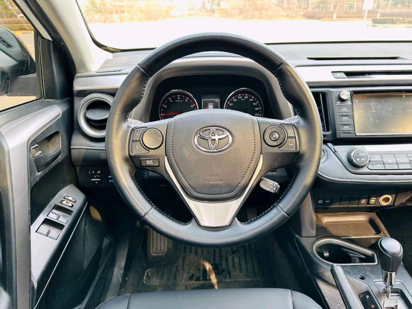 沈阳19年丰田RAV44