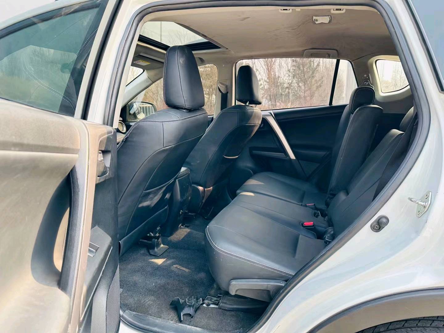 沈阳19年丰田RAV47