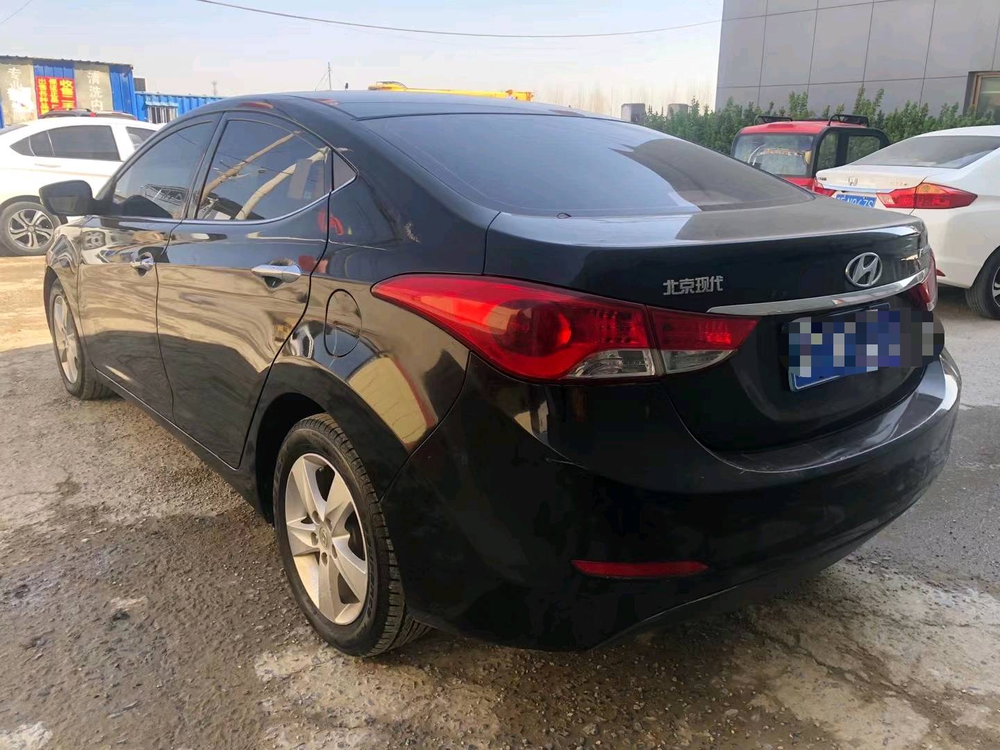 保定13年现代朗动5