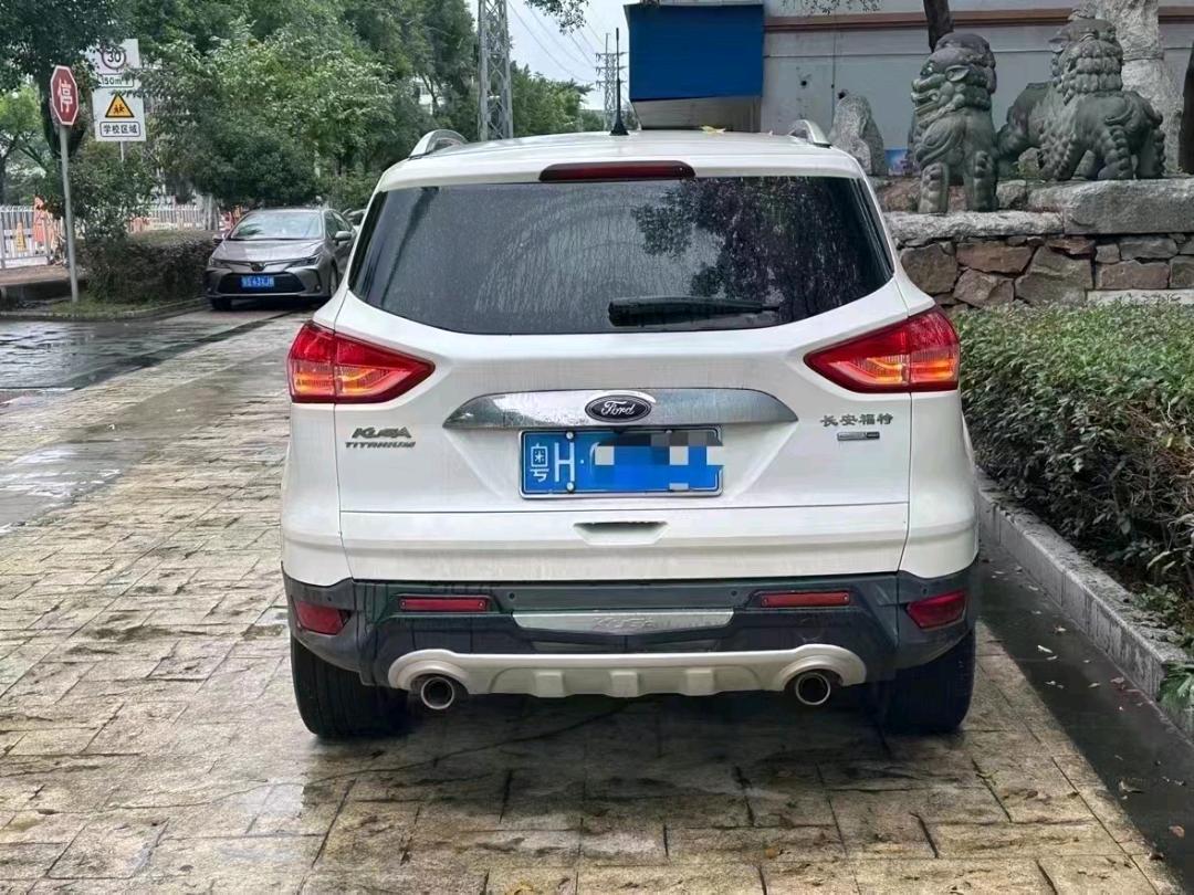 汕头14年福特翼虎4