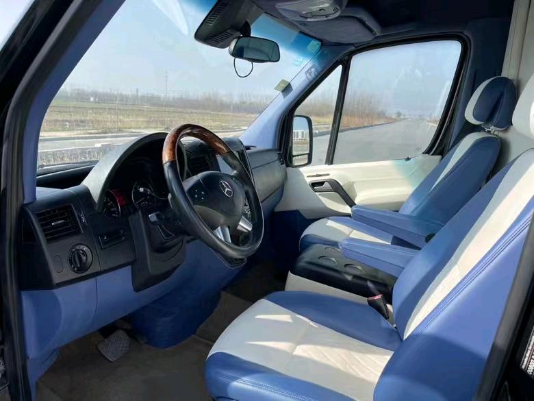 盐城15年奔驰斯宾特5