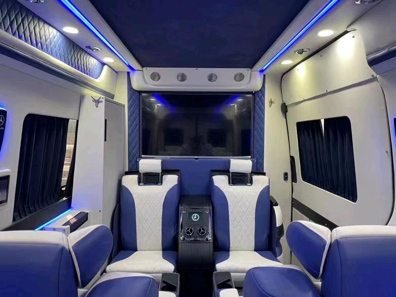 盐城15年奔驰斯宾特4