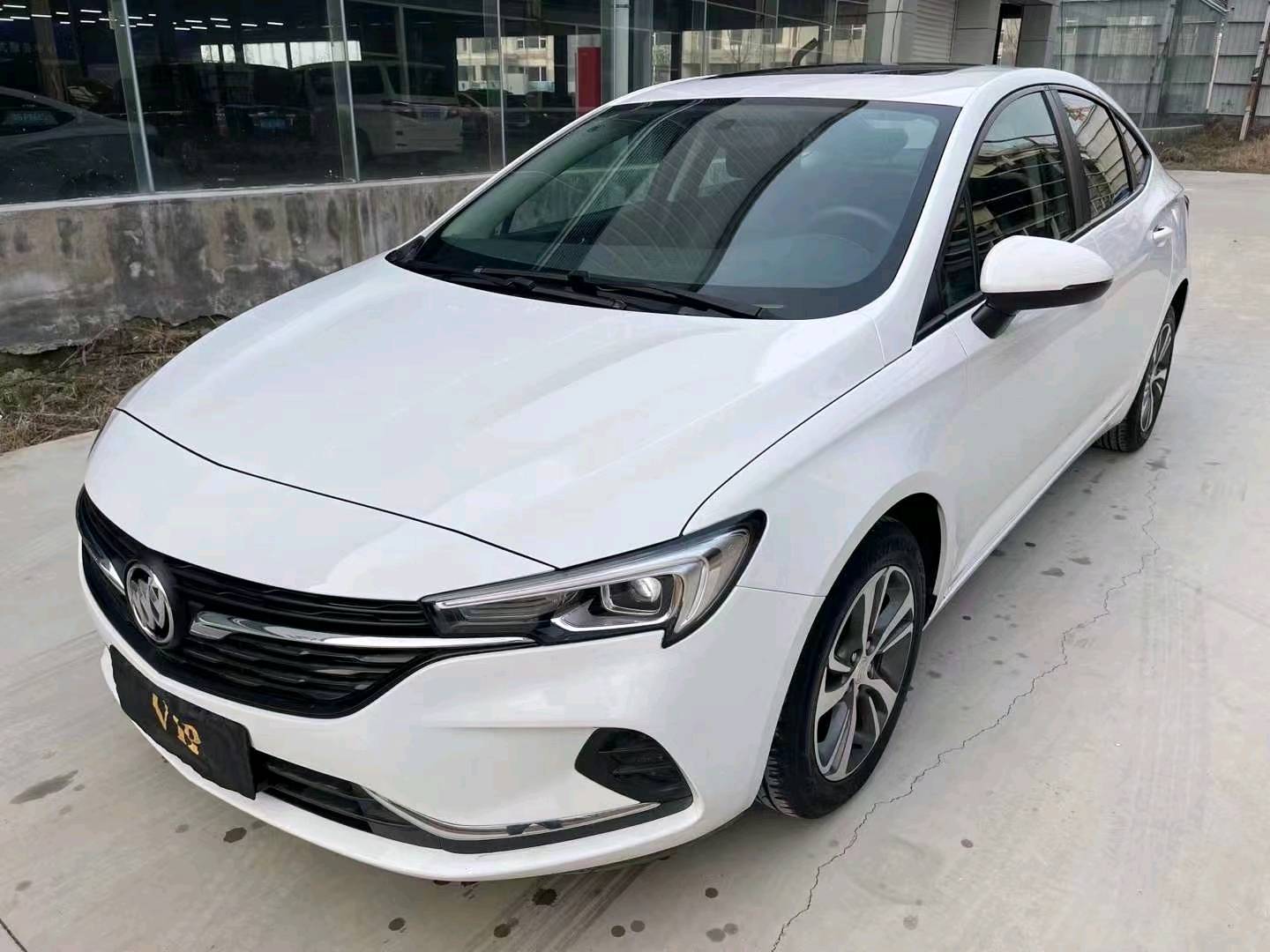 济宁21年别克威朗2