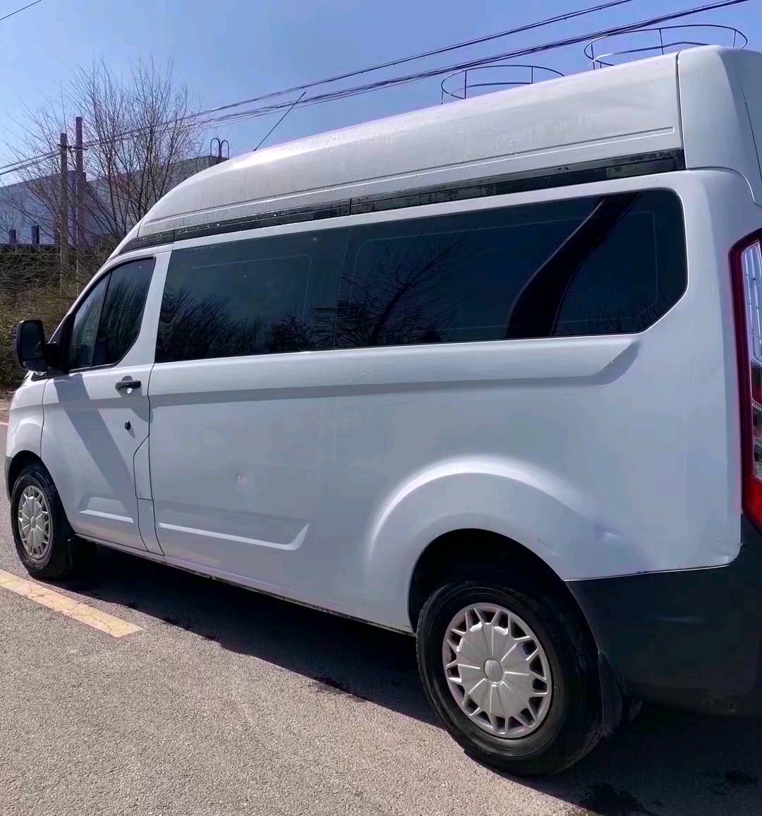 青岛17年福特全顺8