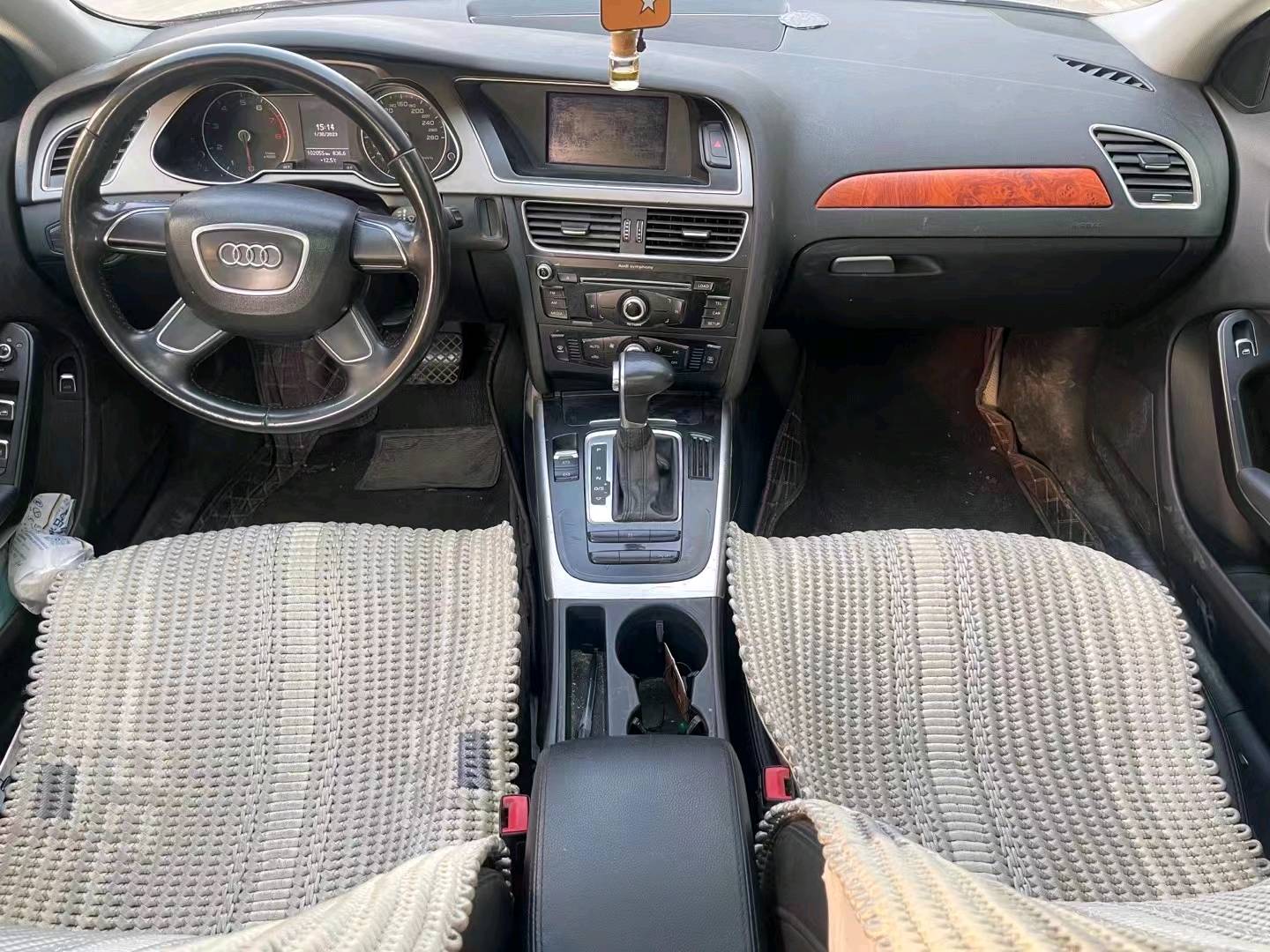 济宁15年奥迪A4L4