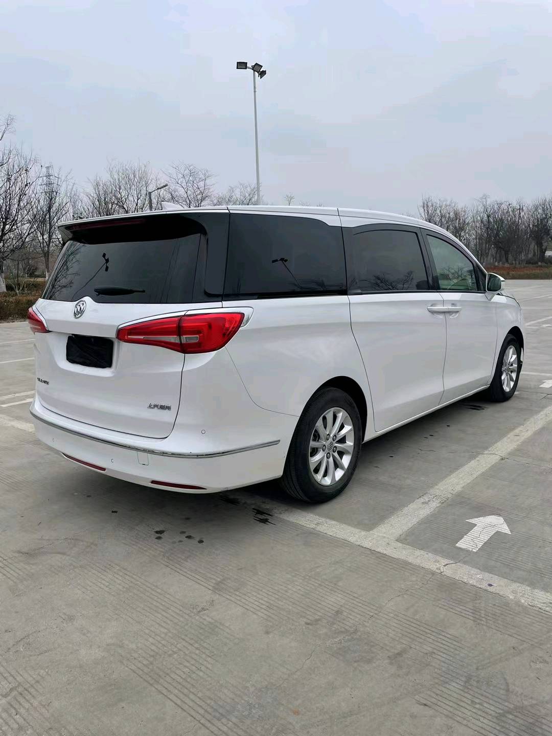 徐州17年别克GL87