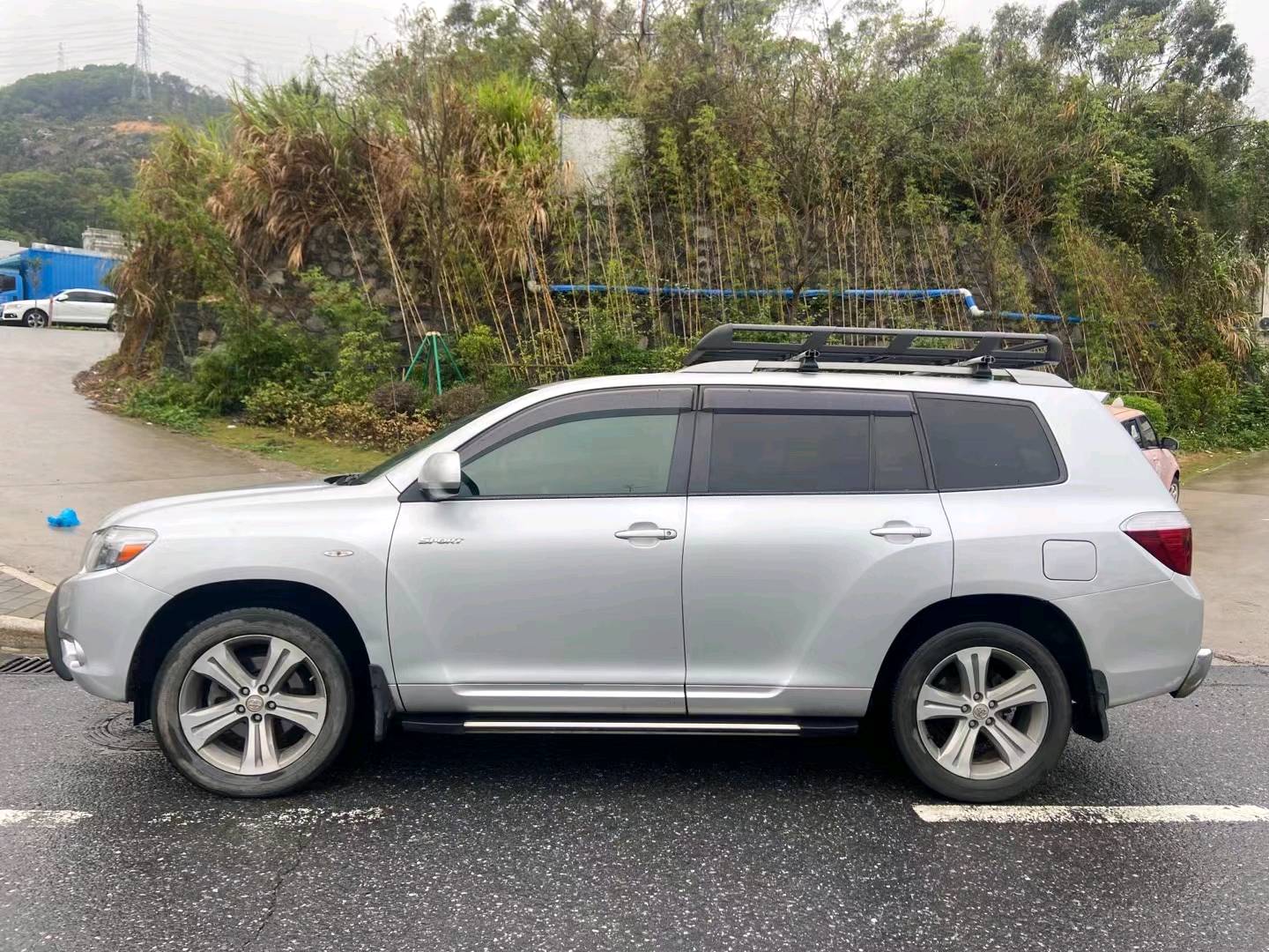 广州10年丰田汉兰达6