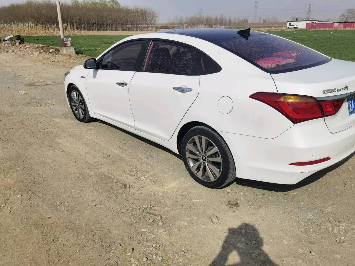 保定17年现代名图4