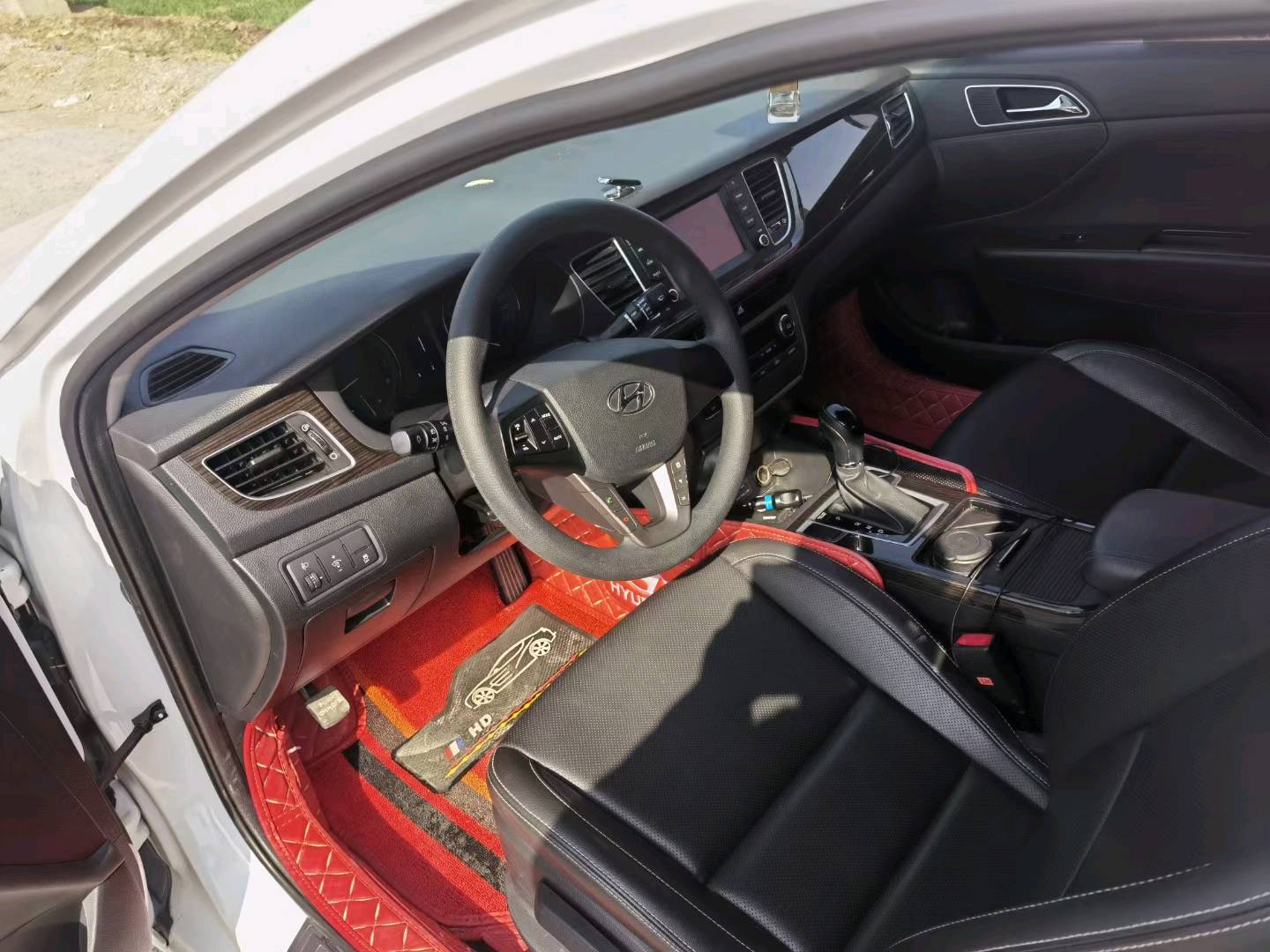 保定17年现代名图7