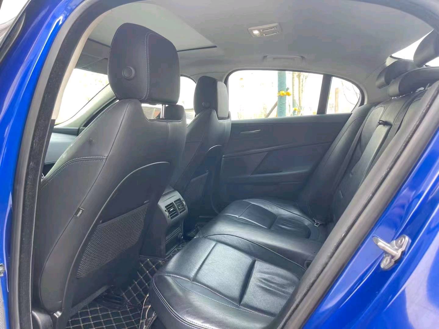 济宁17年捷豹XE4