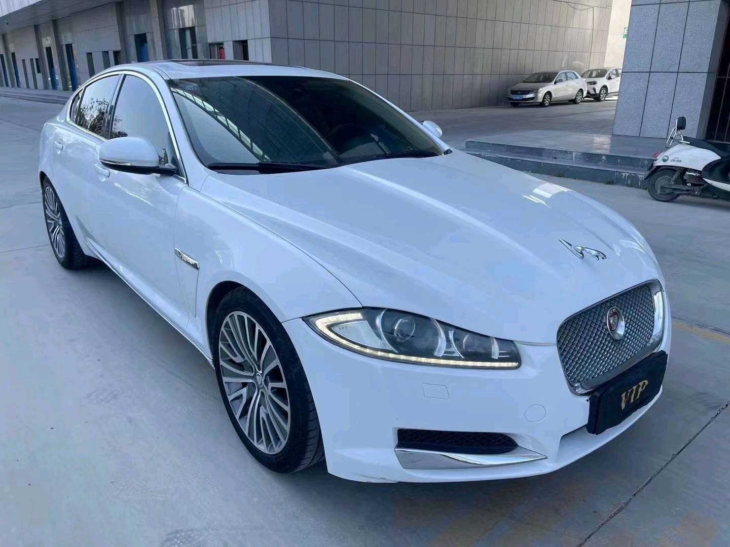 济宁15年捷豹XF3