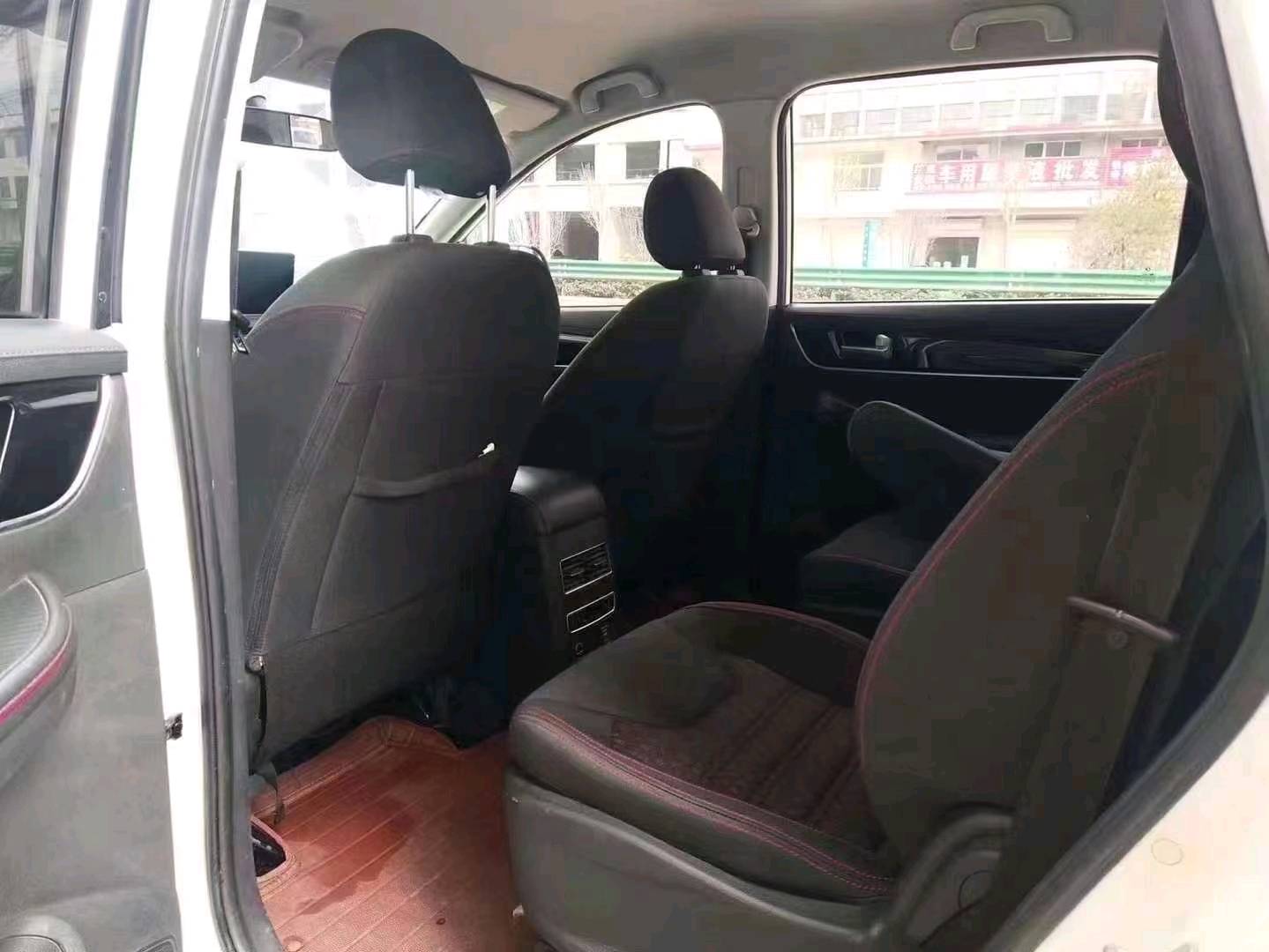 菏泽19年东风SX65