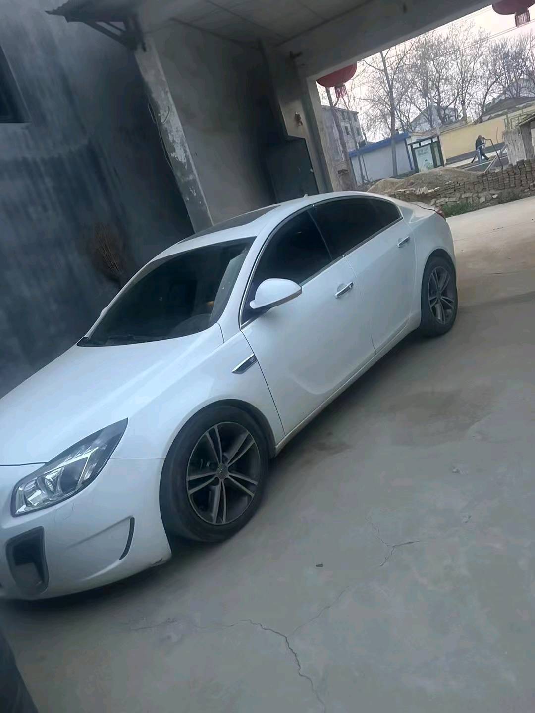 菏泽13年别克君威GS2