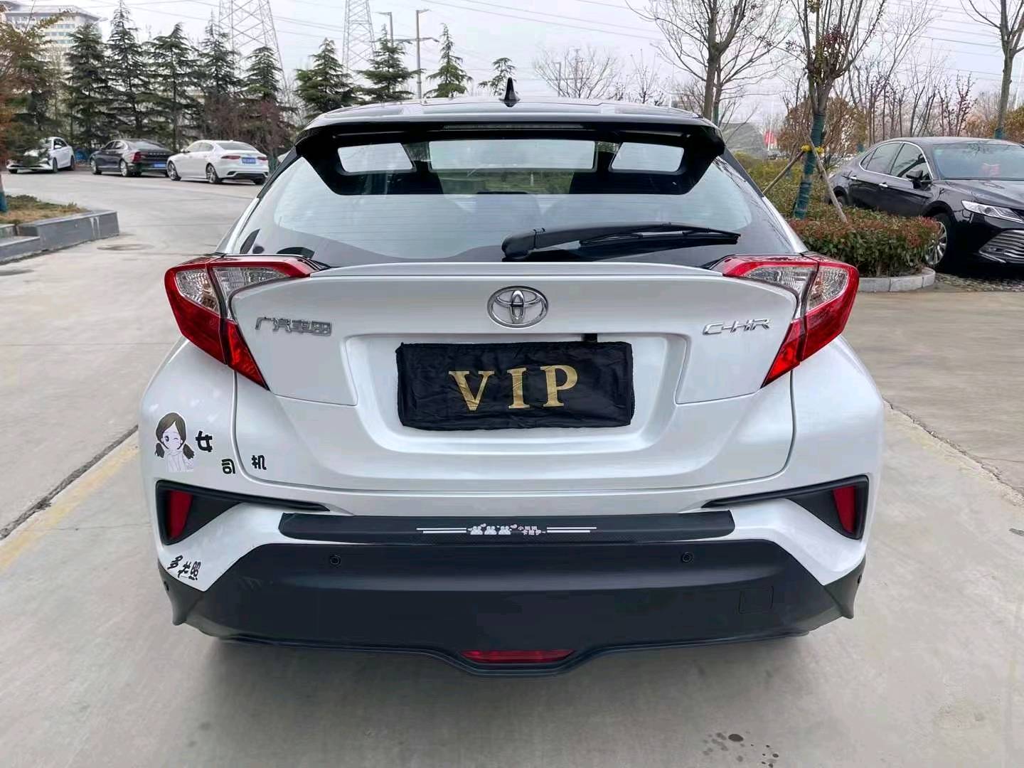 济宁21年丰田CHR9