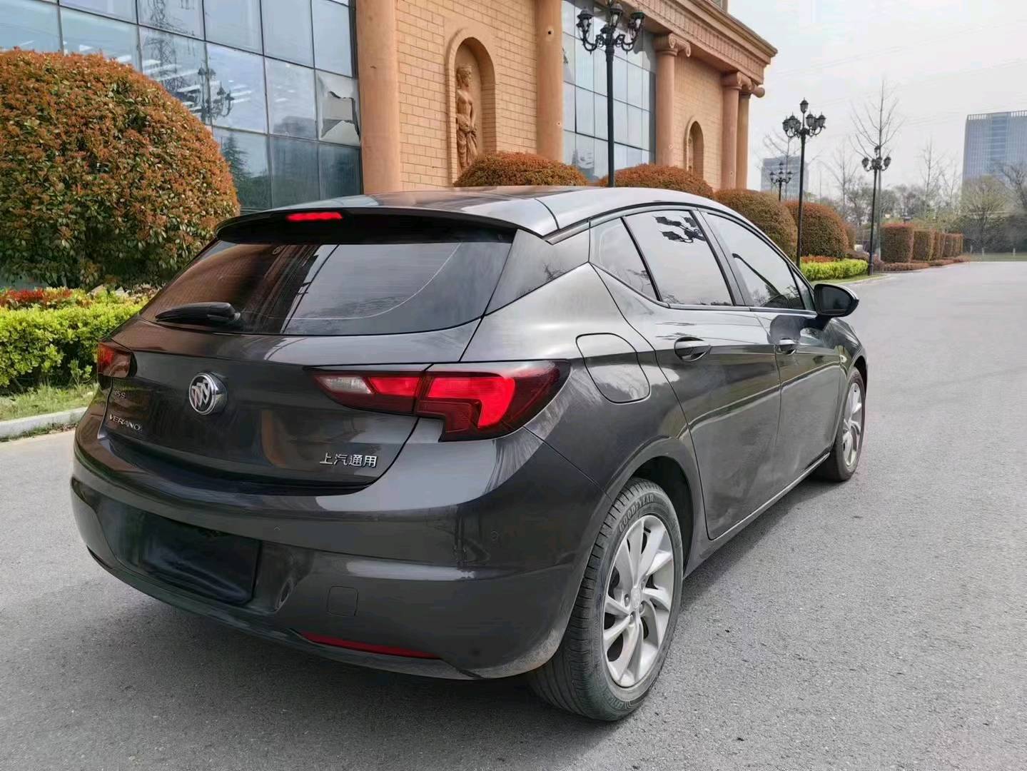 徐州19年别克威朗4