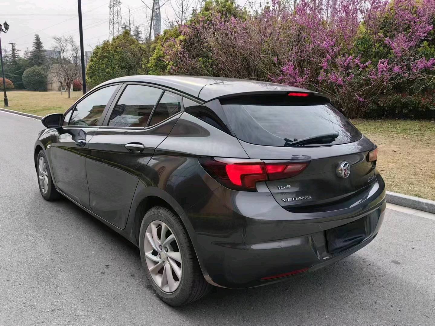 徐州19年别克威朗6