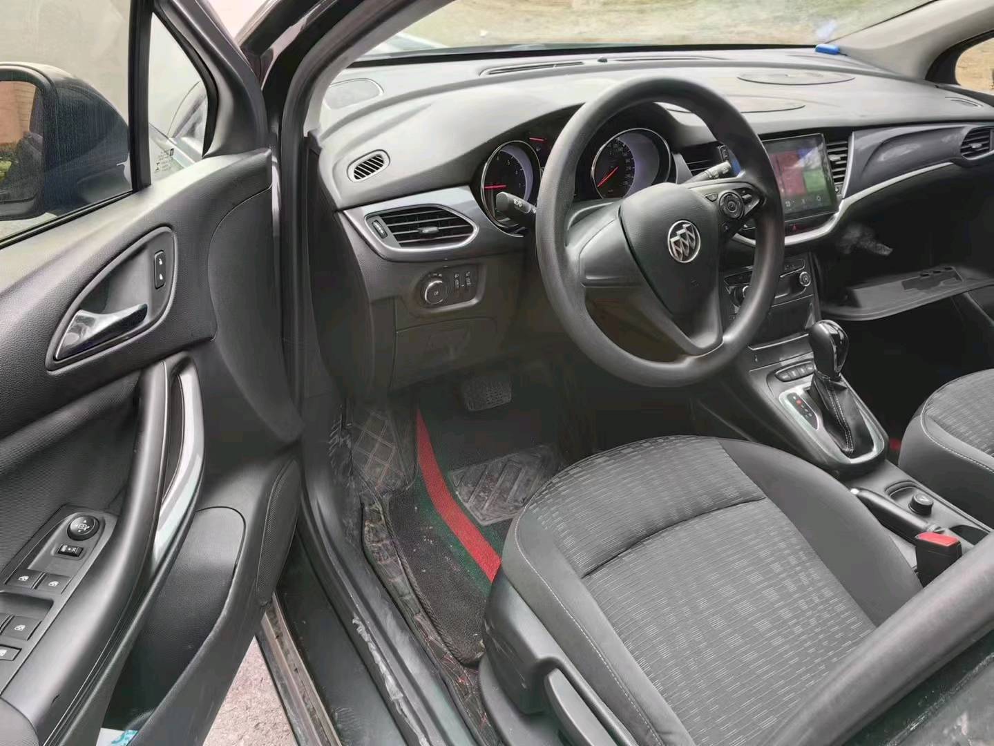 徐州19年别克威朗7