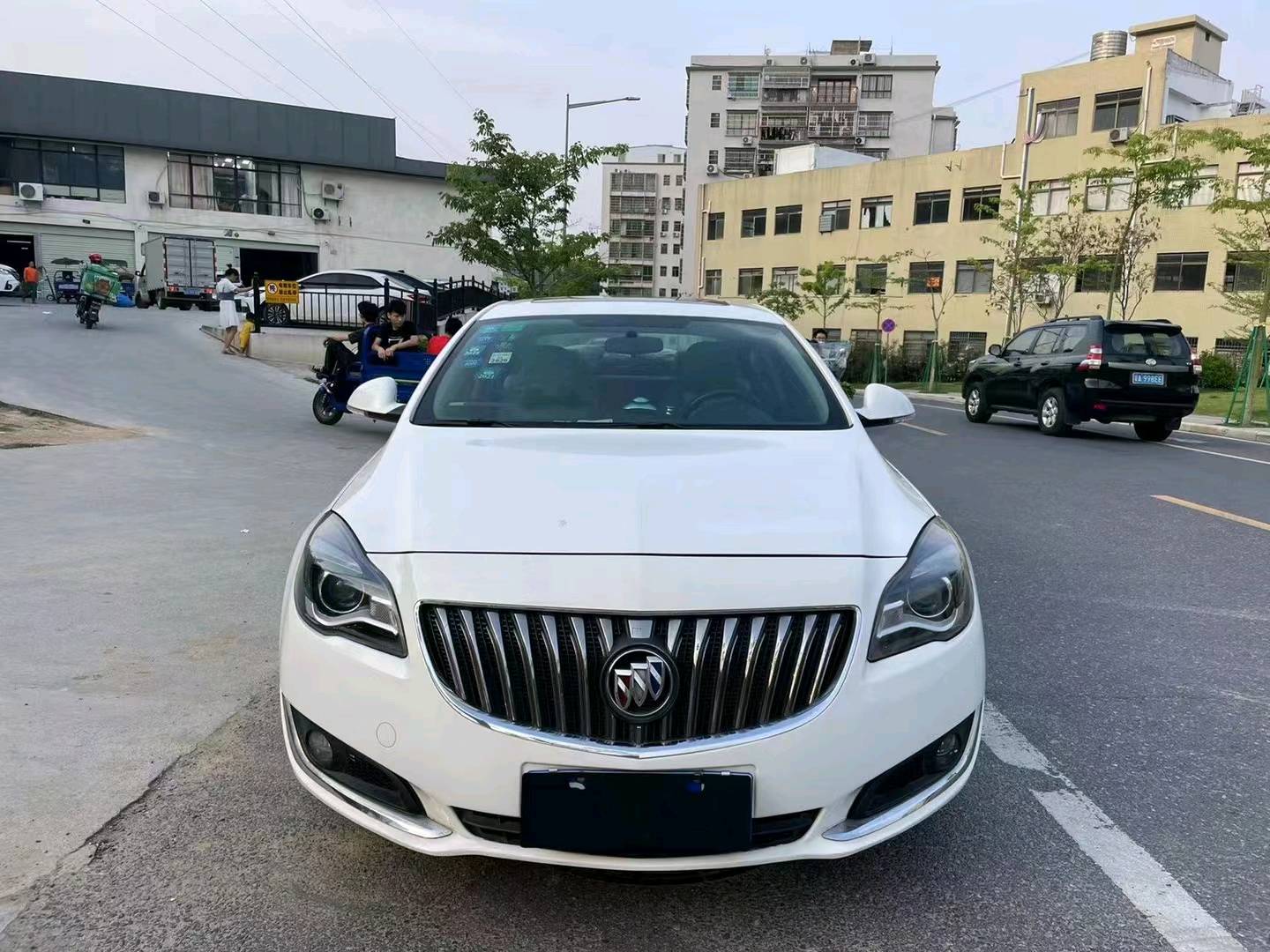 广州14年别克君威1