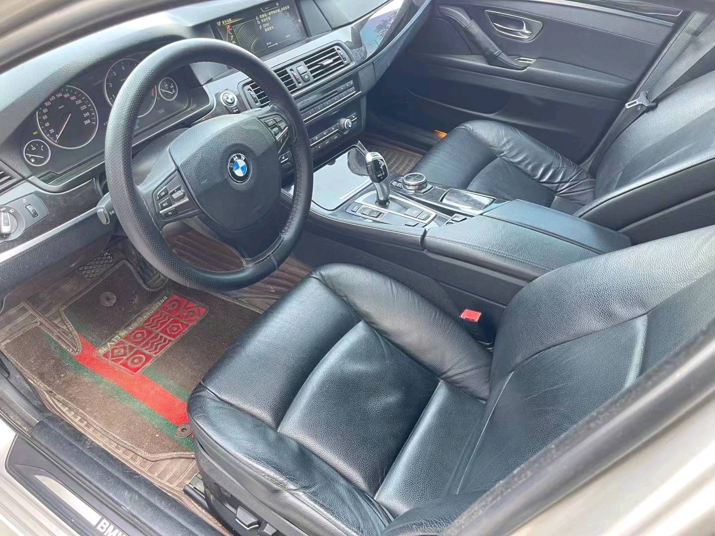 济宁13年宝马5系6